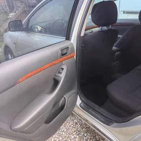Toyota Avensis | Mobile.bg � ����� ������ 12