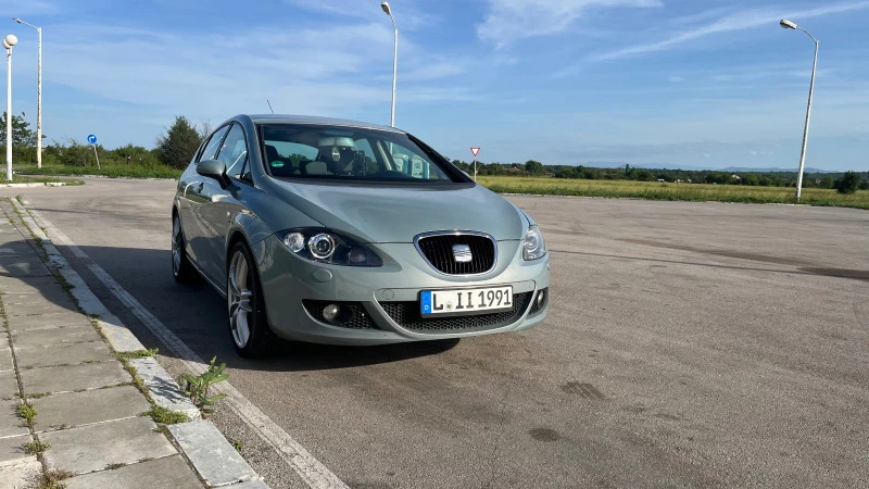 Seat Leon, снимка 1 - Автомобили и джипове - 46591426