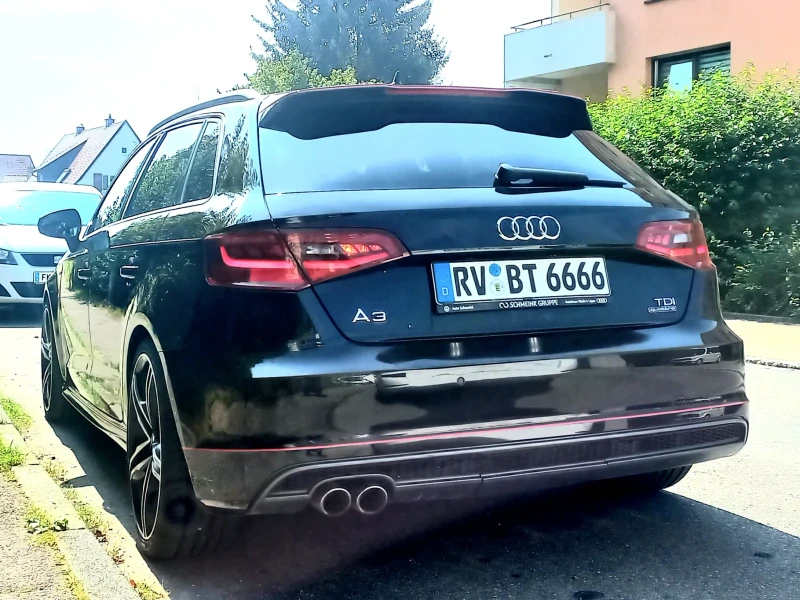 Audi A3 2.0TDI, QUATTRO, 3хS-line Sportback , снимка 4 - Автомобили и джипове - 47413994