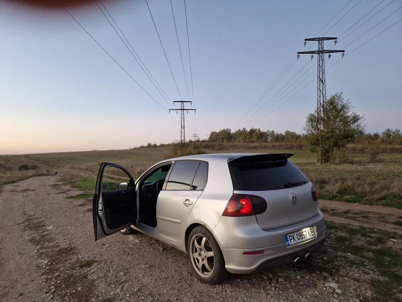 VW Golf, снимка 5 - Автомобили и джипове - 47739592