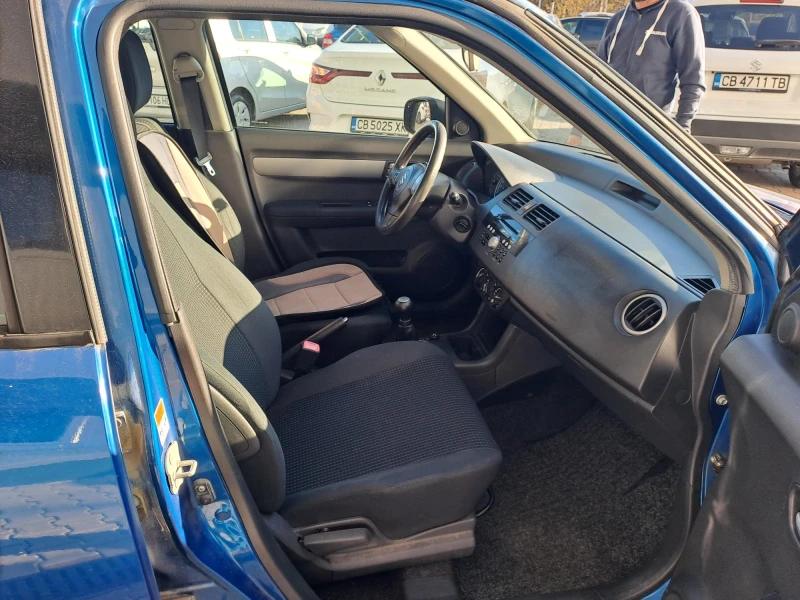 Suzuki Swift 1.3 GLA, снимка 13 - Автомобили и джипове - 52415200