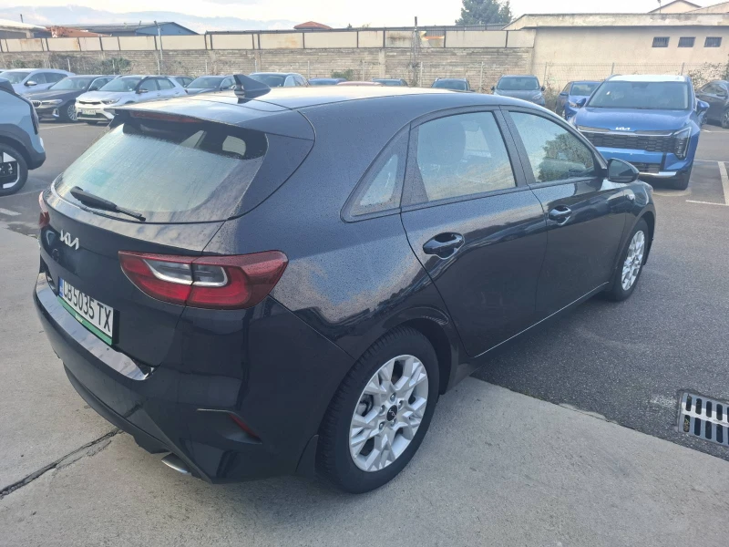 Kia Ceed 1.5 T-gdi Comfort , снимка 4 - Автомобили и джипове - 52707038