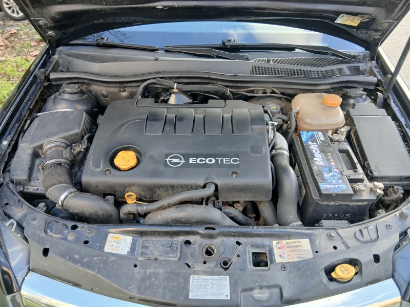 Opel Astra Opel Astra 1.9 CDTI, снимка 12 - Автомобили и джипове - 52753102