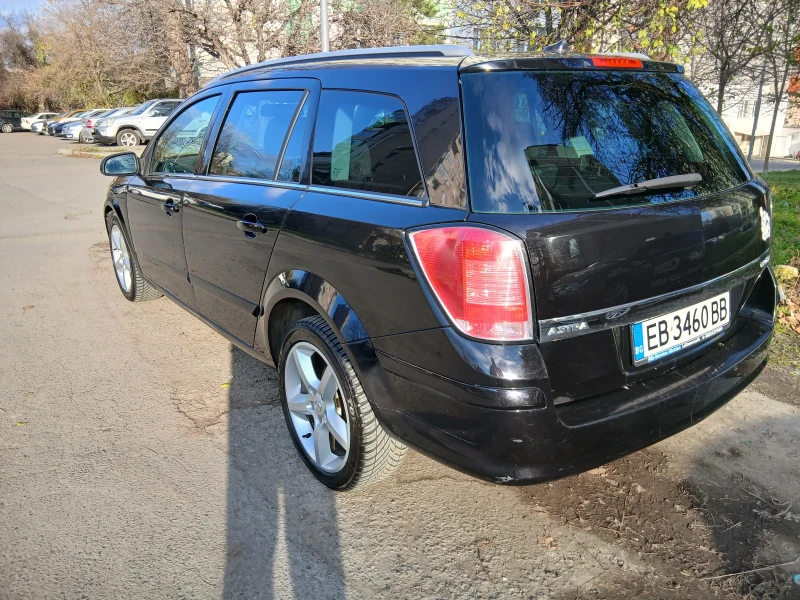 Opel Astra Opel Astra 1.9 CDTI, снимка 3 - Автомобили и джипове - 52753102