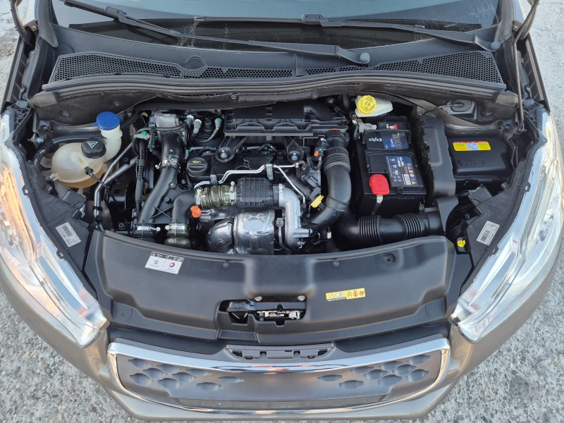 Peugeot 208 1.4HDI AVTOMAT, снимка 9 - Автомобили и джипове - 52816018