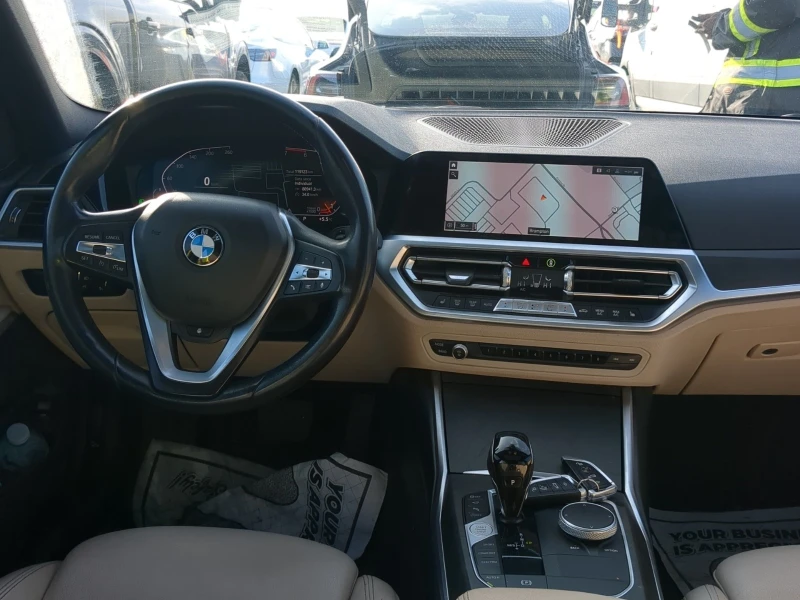 BMW 330 i xDrive* * CARFAX* * АВТОКРЕДИТ* * , снимка 7 - Автомобили и джипове - 53076761