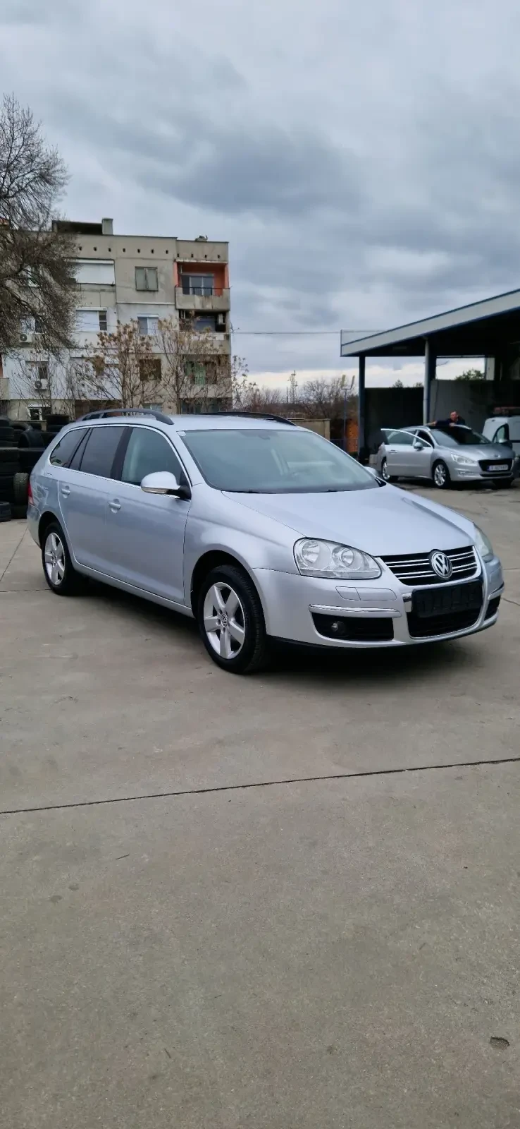 VW Golf Variant 1.9 TDI, 105к.с 4x4, снимка 1 - Автомобили и джипове - 48223456