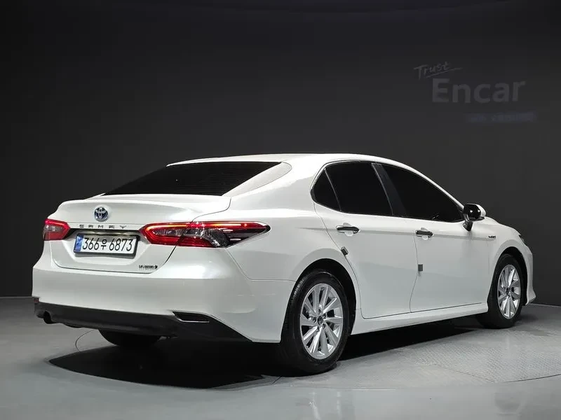 Toyota Camry 2.5 Le Hybrid | Mobile.bg � ����������� 2