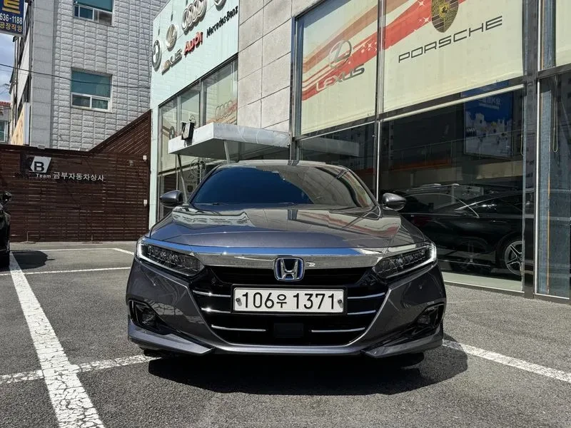 Honda Accord 10Th Generation 2.0 Hybrid Touring | Mobile.bg � ����������� 3