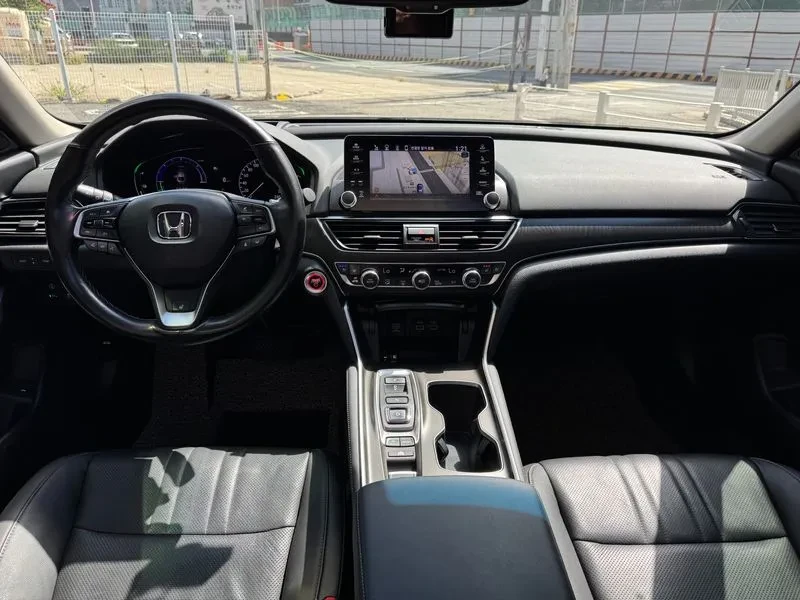 Honda Accord 10Th Generation 2.0 Hybrid Touring | Mobile.bg � ����������� 6