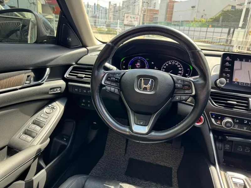 Honda Accord 10Th Generation 2.0 Hybrid Touring | Mobile.bg � ����������� 10