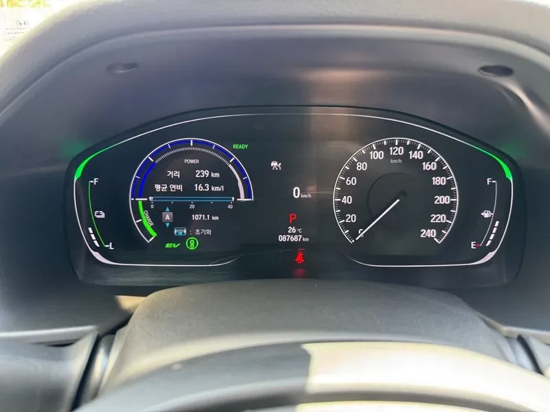 Honda Accord 10Th Generation 2.0 Hybrid Touring | Mobile.bg � ����������� 7