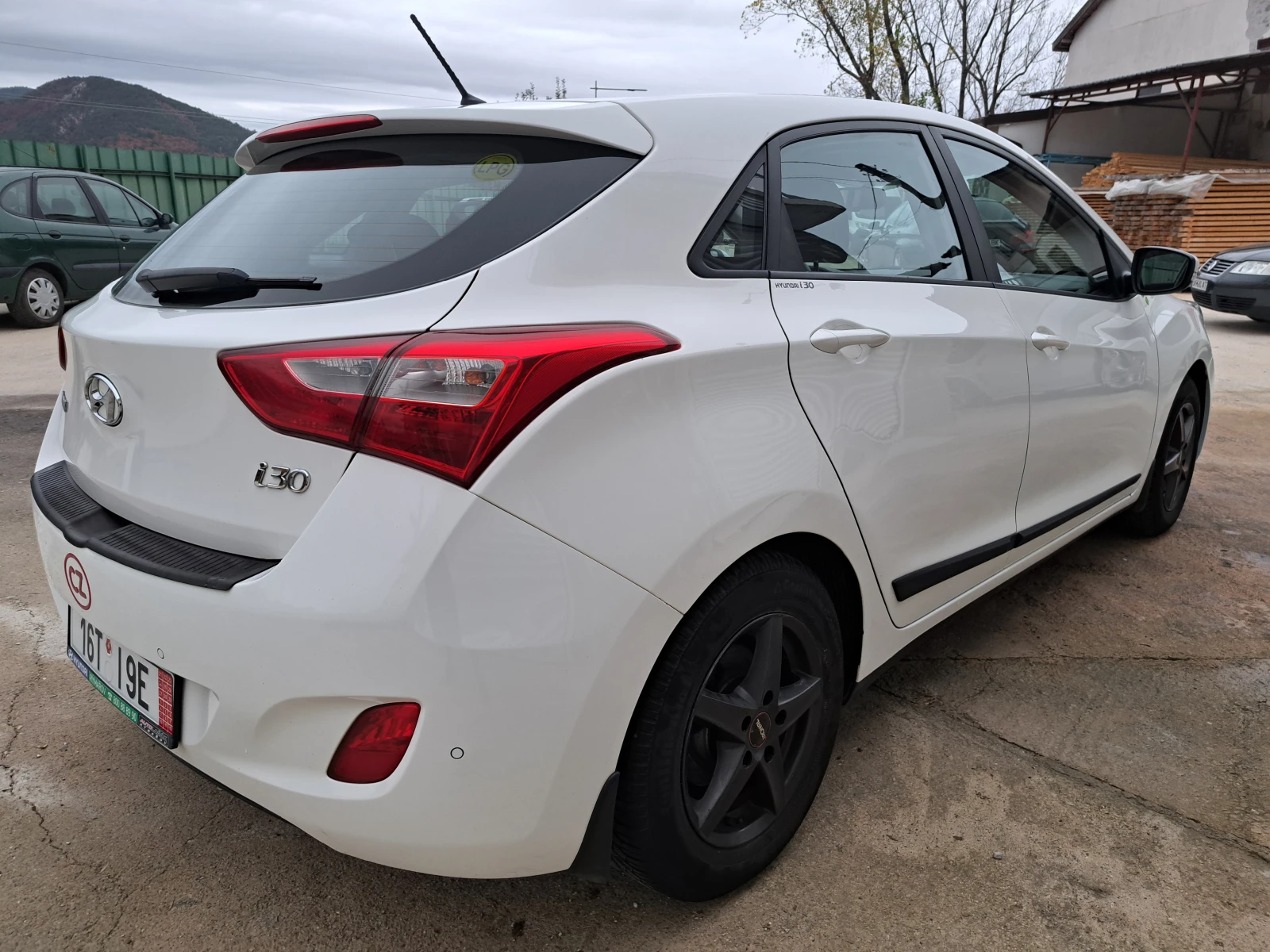 Hyundai I30 1.6i + ГАЗ /LPG/ 120к.с. - изображение 4