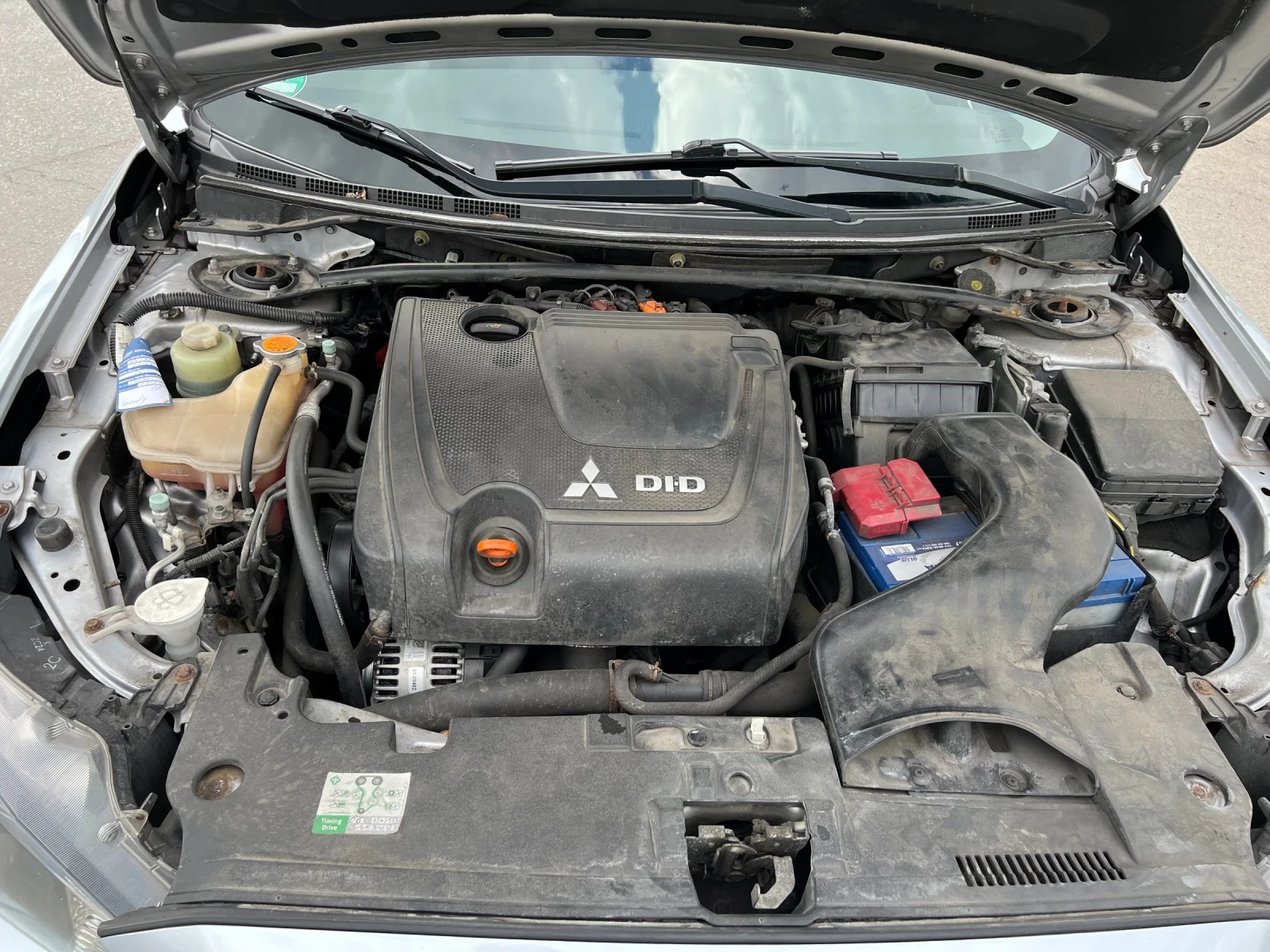 Mitsubishi Lancer Sportback 2, 0 DI-D Invite - изображение 10