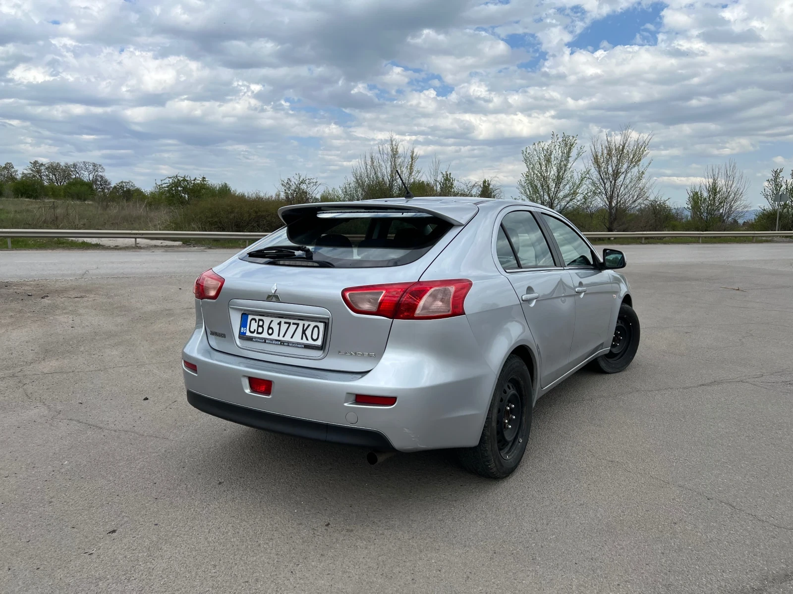 Mitsubishi Lancer Sportback 2, 0 DI-D Invite - изображение 7