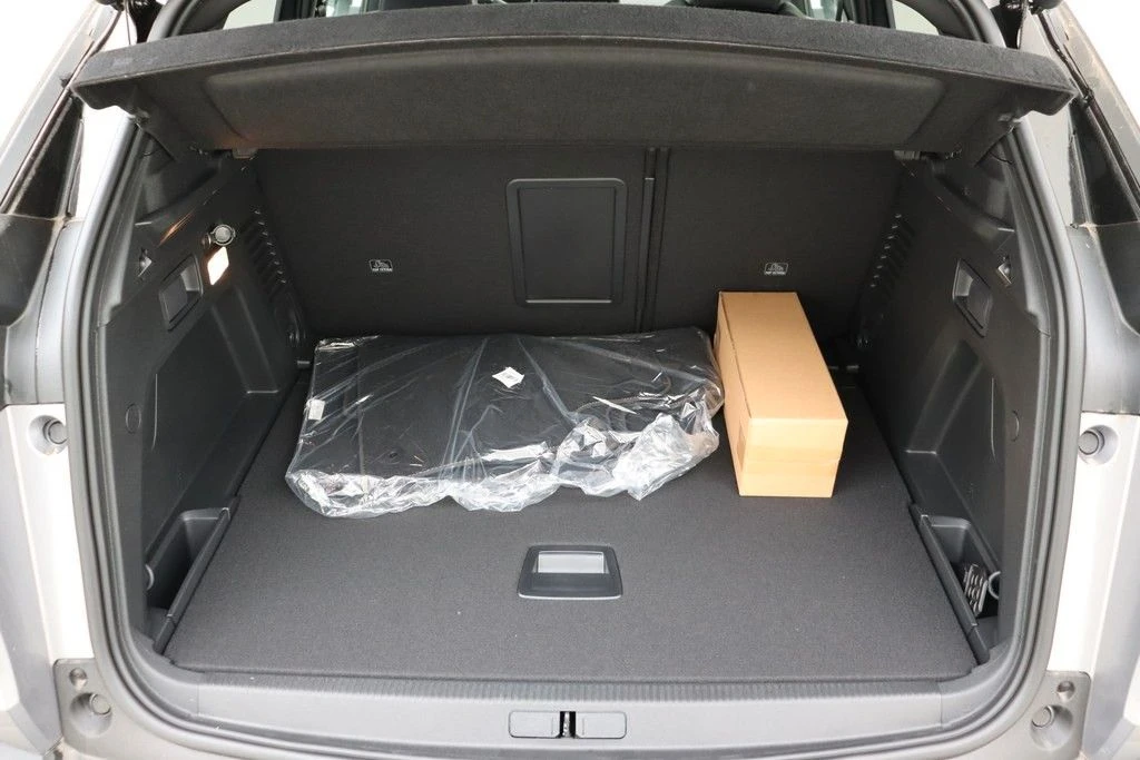 Peugeot 3008 GT HYBRID PANO CAMERA | Mobile.bg   11