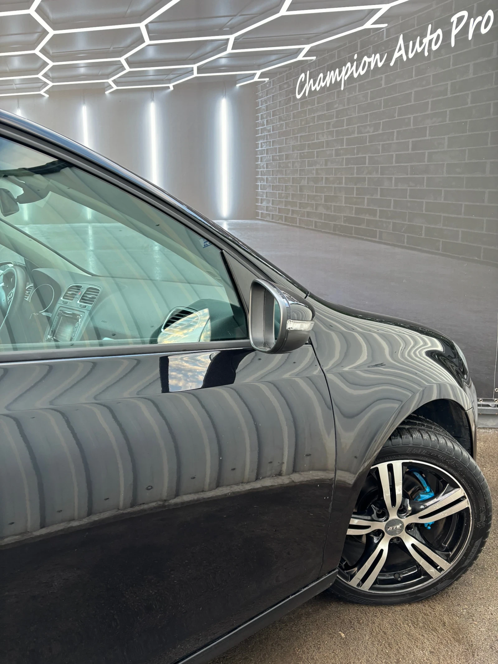 VW Golf 1.6 TDI - изображение 7