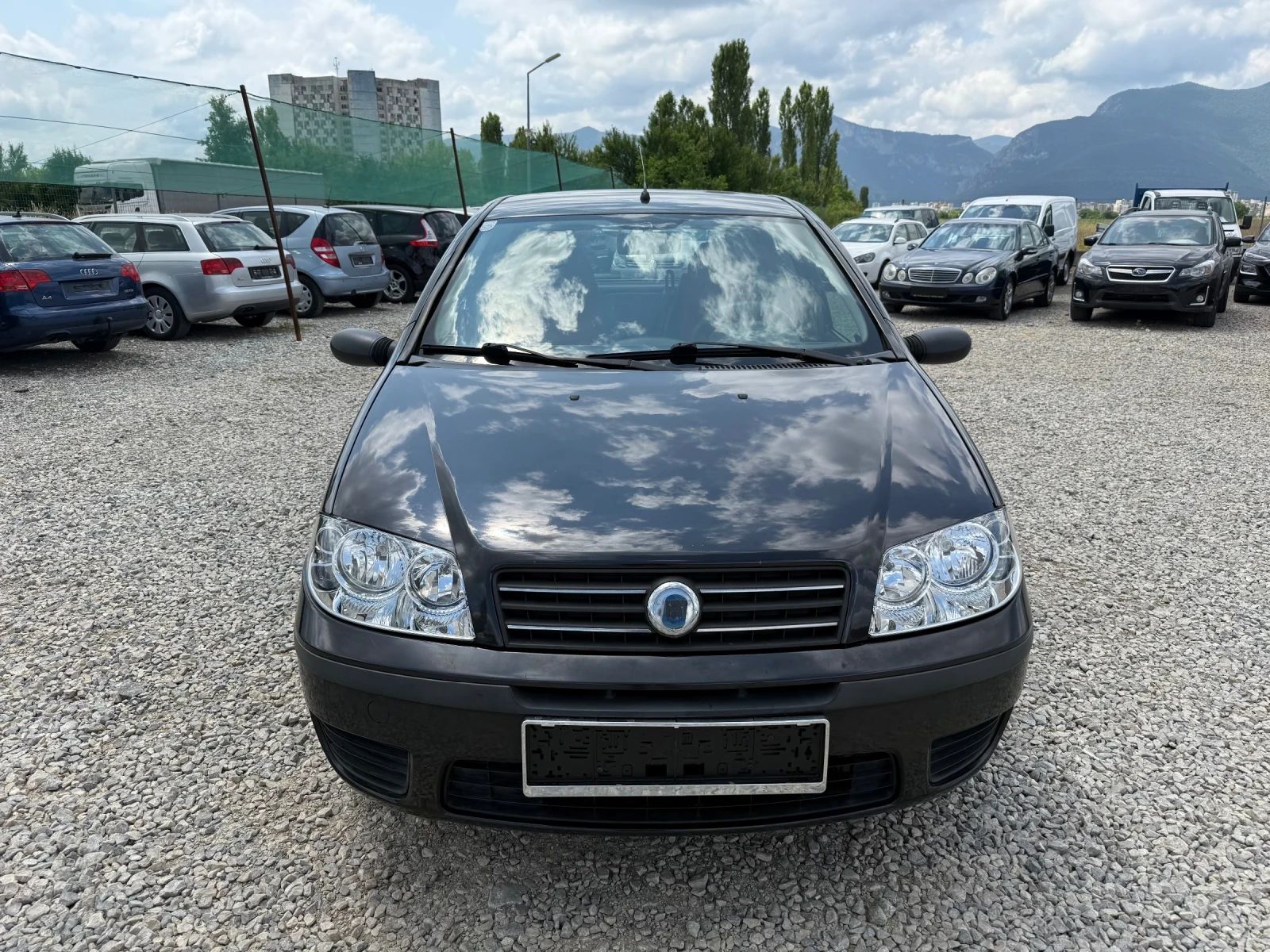Fiat Punto 1.2i-60PS-КЛИМАТИК - изображение 2