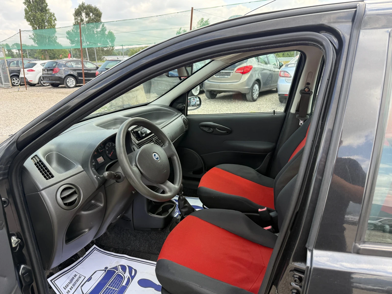 Fiat Punto 1.2i-60PS-КЛИМАТИК - изображение 9