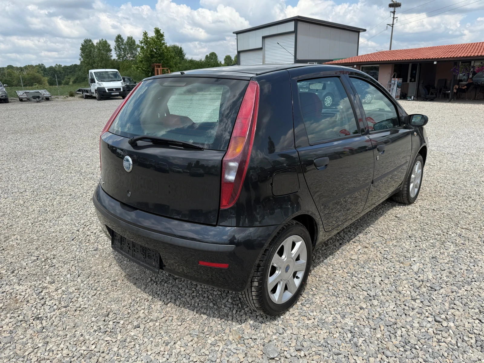 Fiat Punto 1.2i-60PS-КЛИМАТИК - изображение 5
