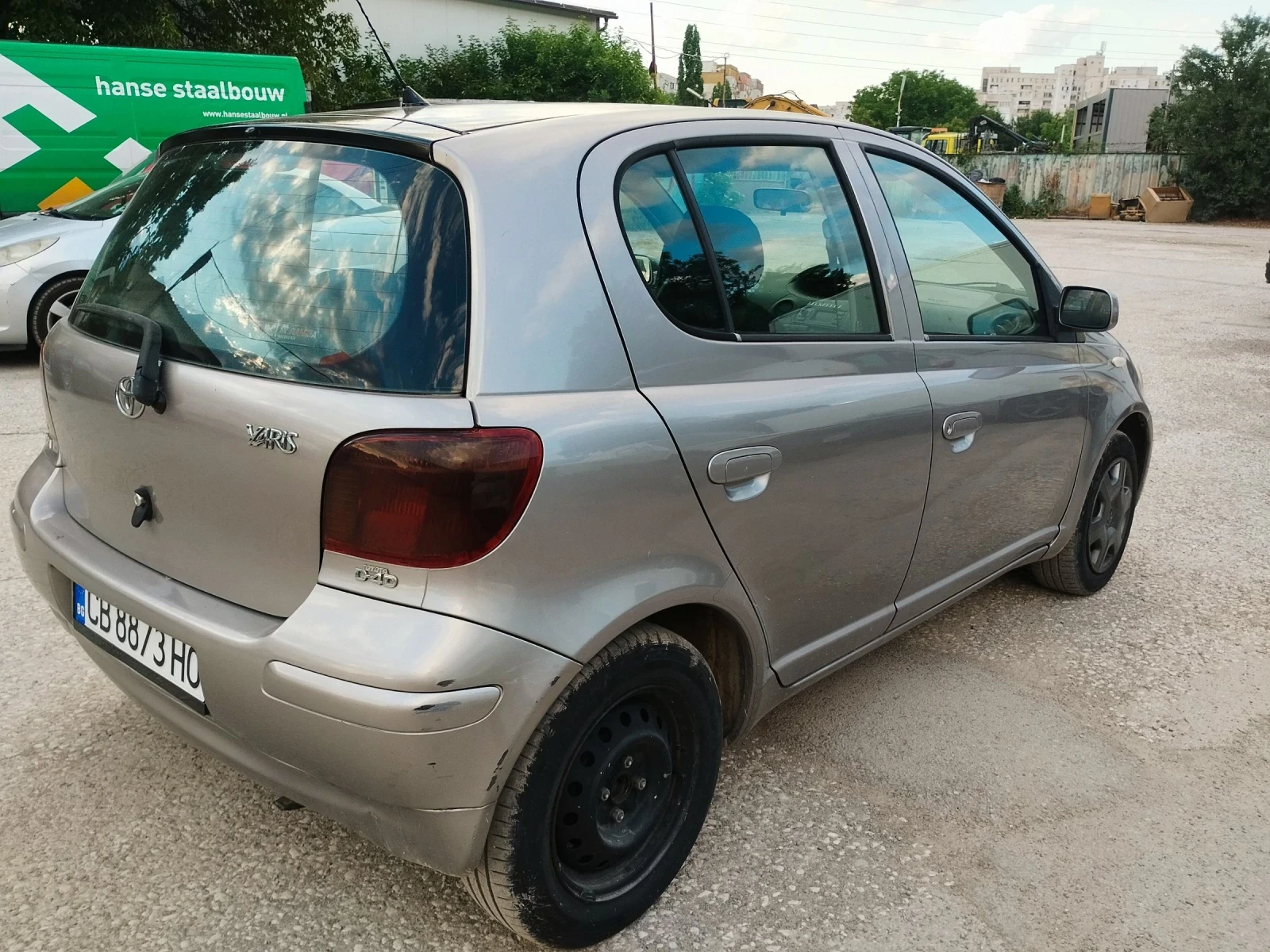 Toyota Yaris 1.4d4d 75kc - изображение 7