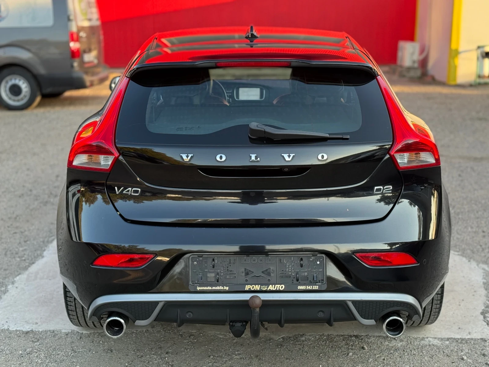 Volvo V40 D2* R-Design* ПАНО* Камера* Автопилот* StartStop*  - изображение 3