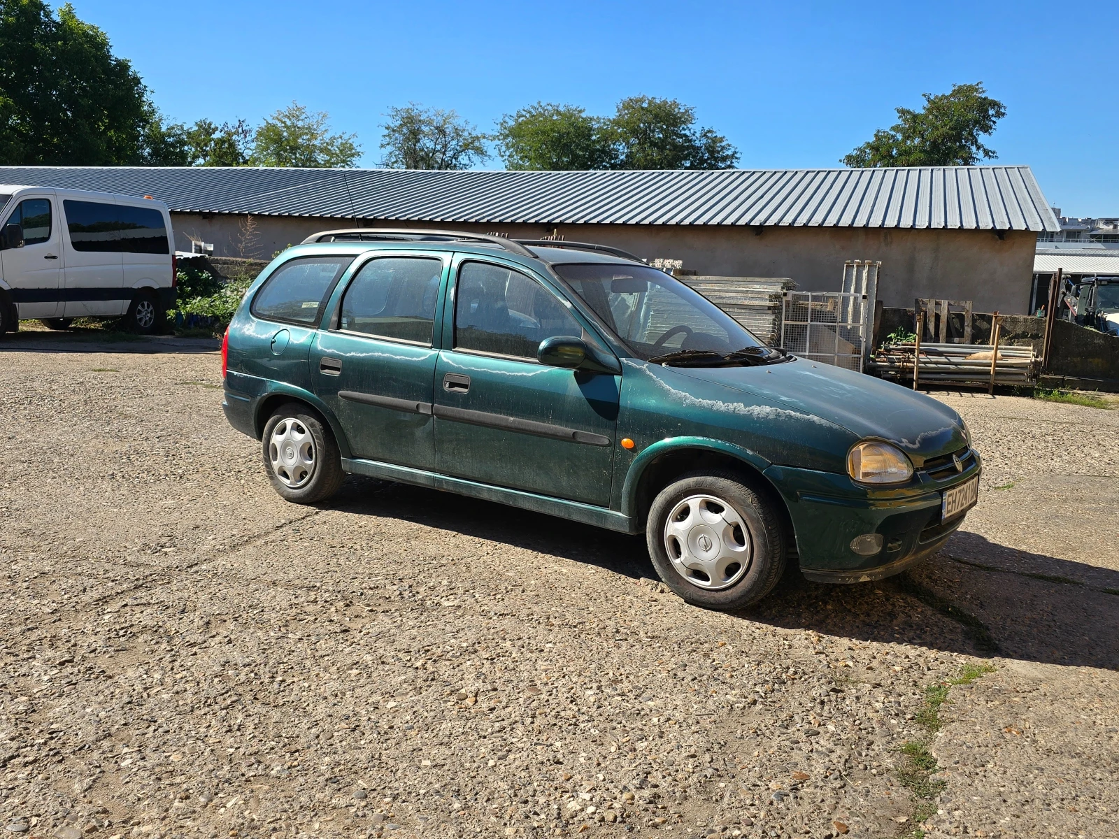 Opel Corsa 1.4 Комби - изображение 2