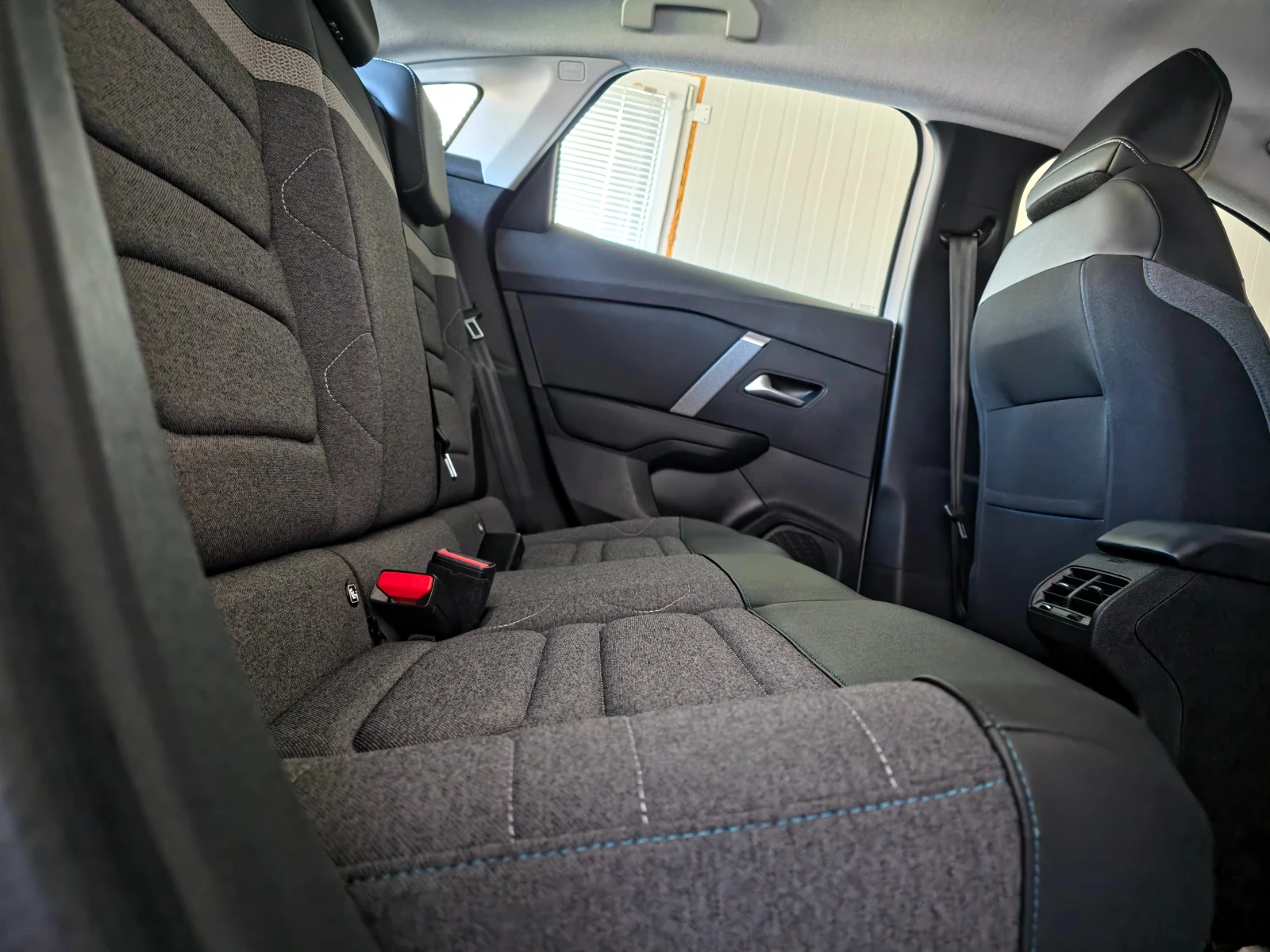 Citroen C4 1. 5 BlueHDi FEEL 131 S&S EAT8 | Mobile.bg   11