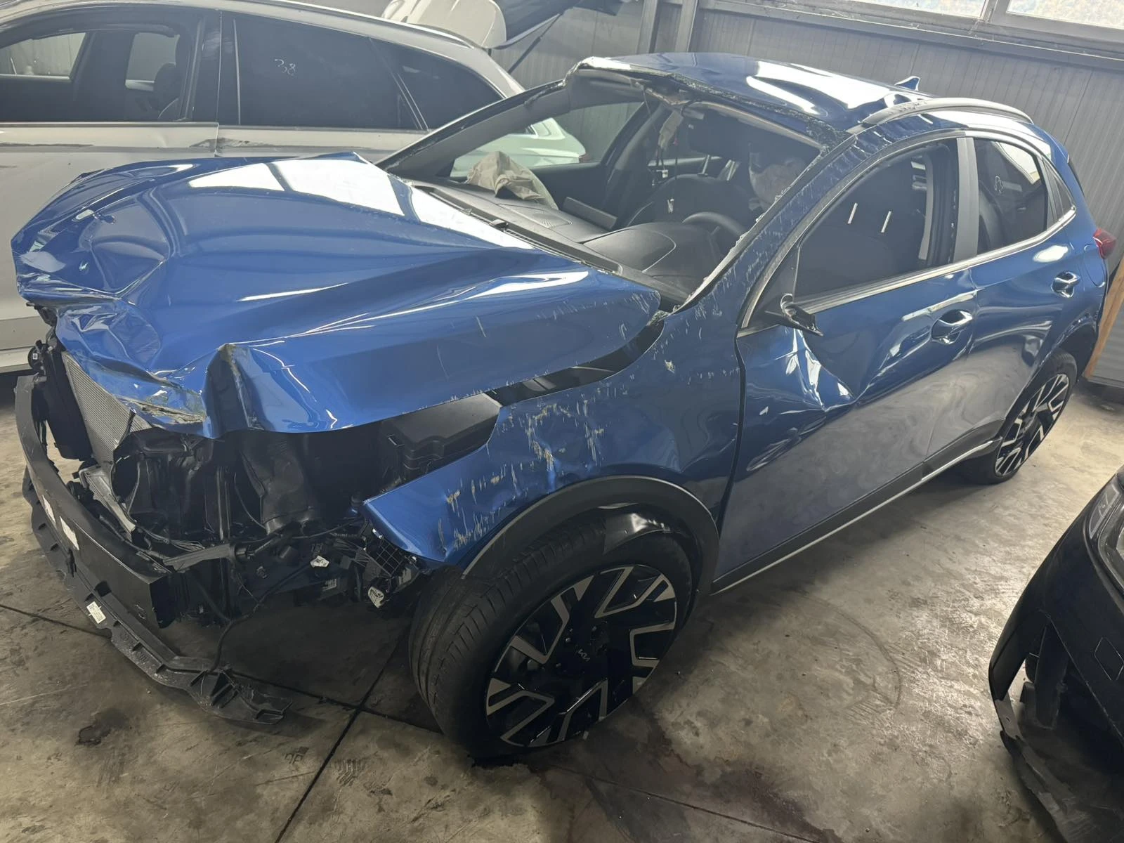 Kia XCeed 1.5i - изображение 2