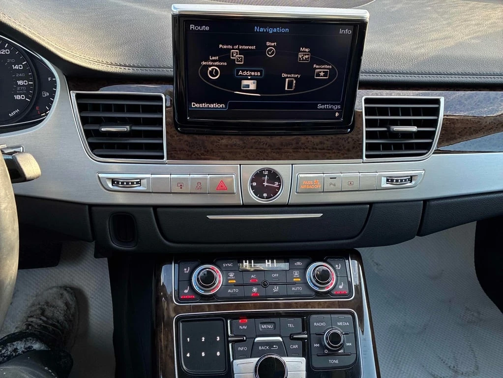 Audi A8 * 4dr Sdn * CARFAX * БЕЗ ПЪРВОНАЧАЛНА ВНОСКА - изображение 9