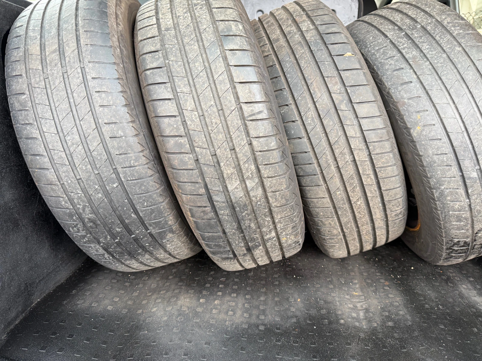 VW Caddy ПЪТНИЧЕСКИ КЛИМА, снимка 11 - Автомобили и джипове - 54094036