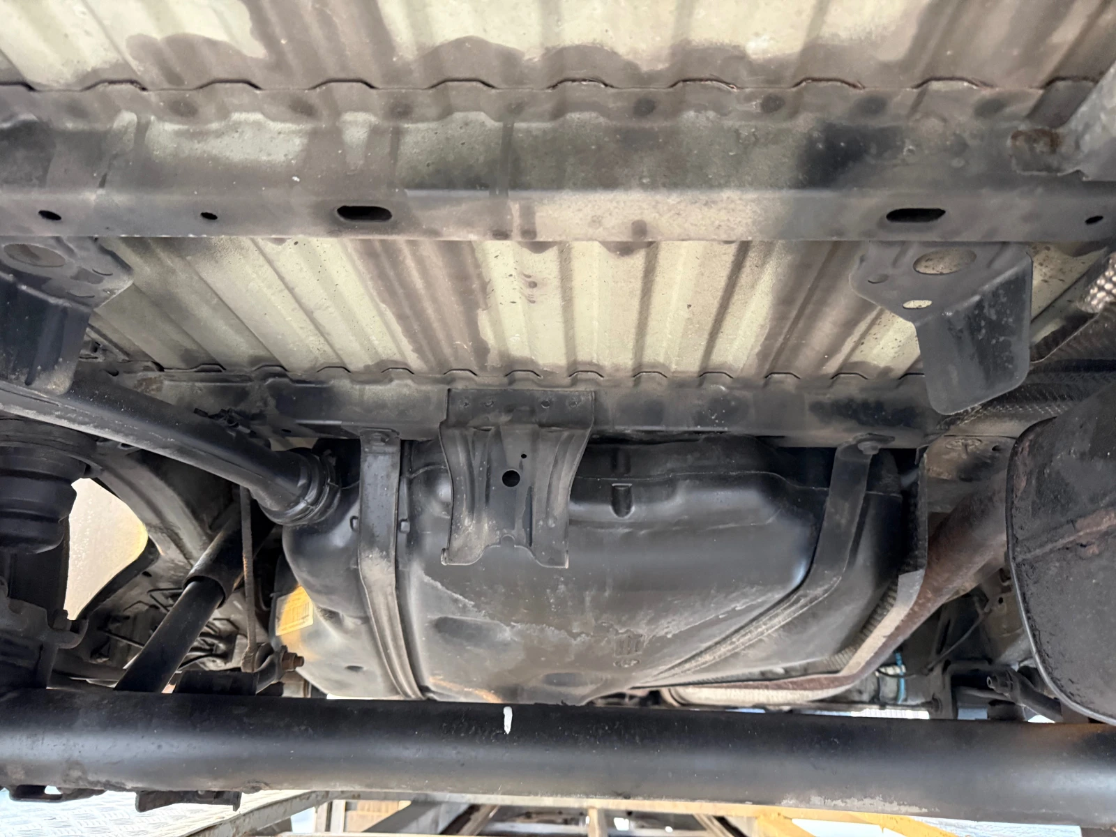 VW Caddy ПЪТНИЧЕСКИ КЛИМА, снимка 14 - Автомобили и джипове - 53742585