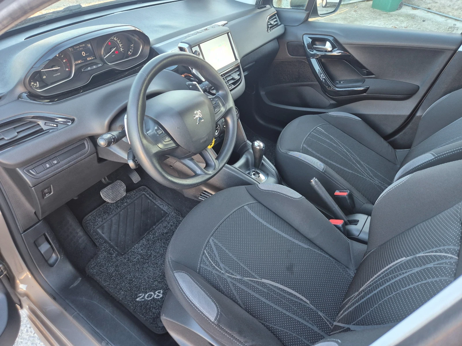 Peugeot 208 1.4HDI AVTOMAT | Mobile.bg � ����������� 12