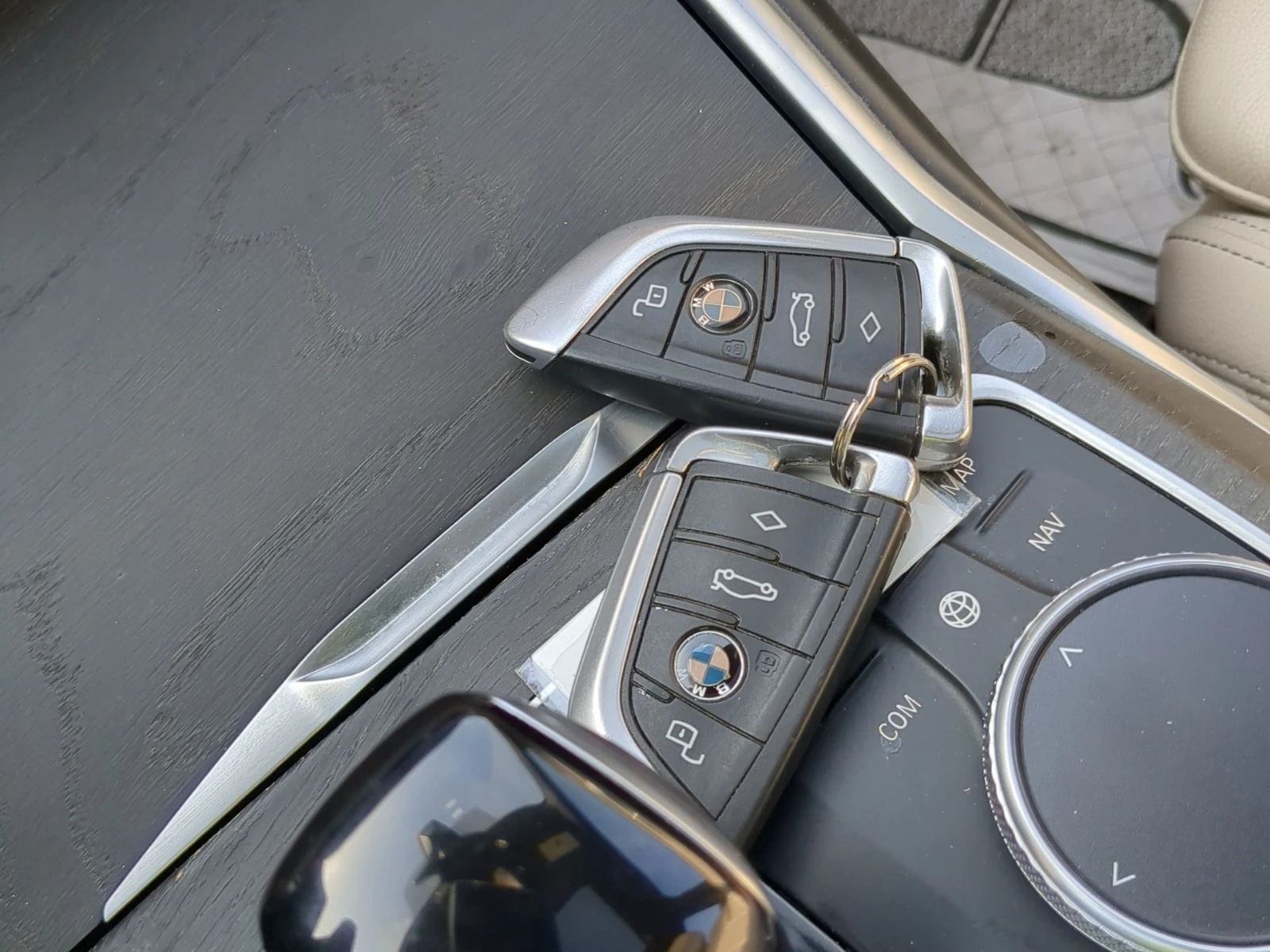 BMW 330 i xDrive* * CARFAX* * ����������* *  | Mobile.bg � ����������� 11