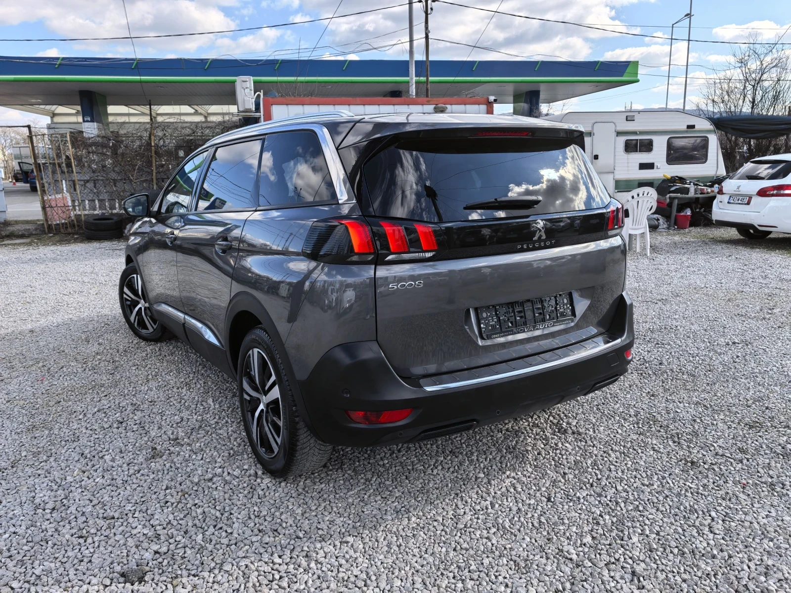 Peugeot 5008 1.6 BlueHDi 120hp 7места 27.01.2018г, снимка 3 - Автомобили и джипове - 53635872