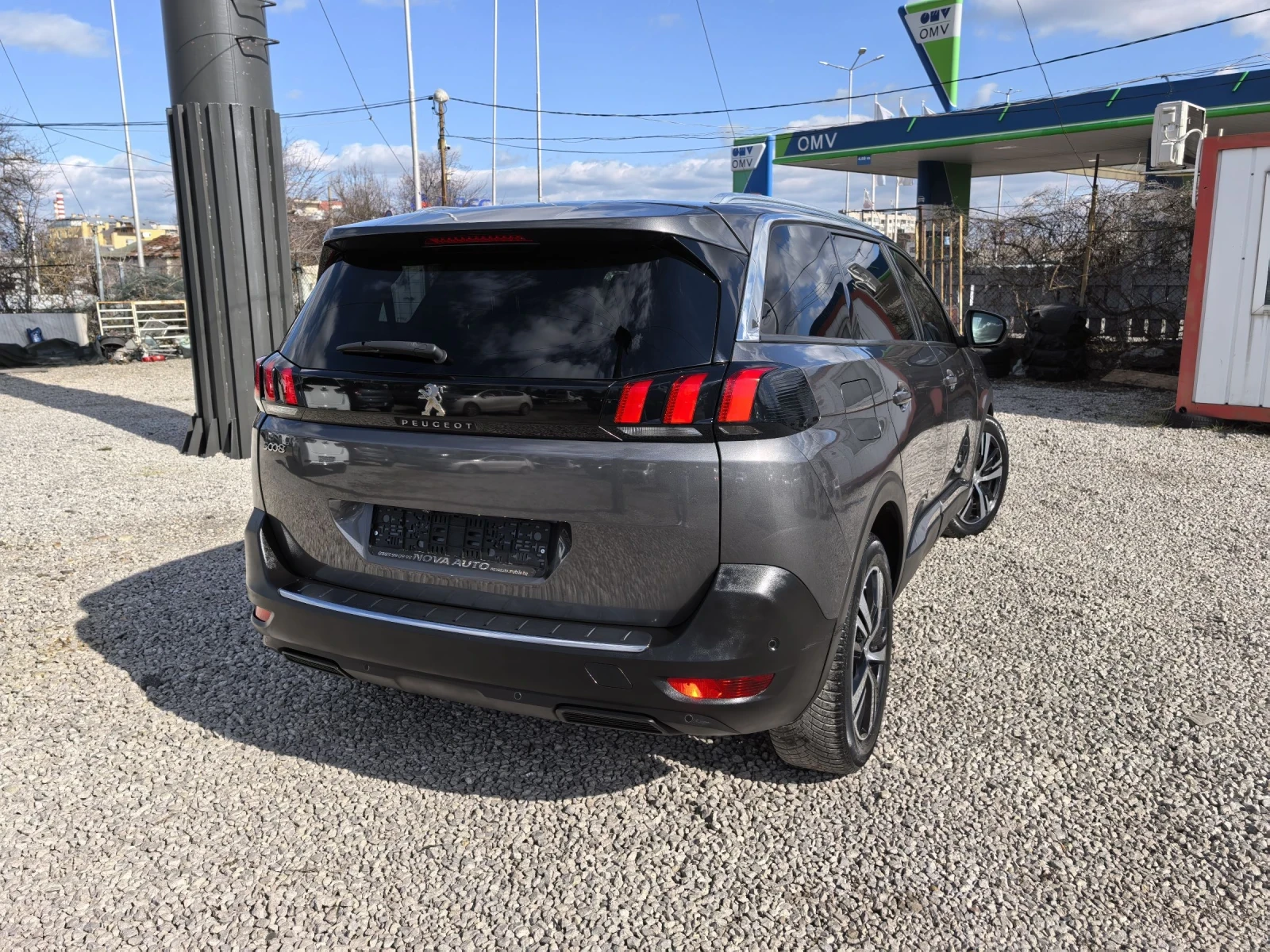 Peugeot 5008 1.6 BlueHDi 120hp 7места 27.01.2018г, снимка 4 - Автомобили и джипове - 53635872