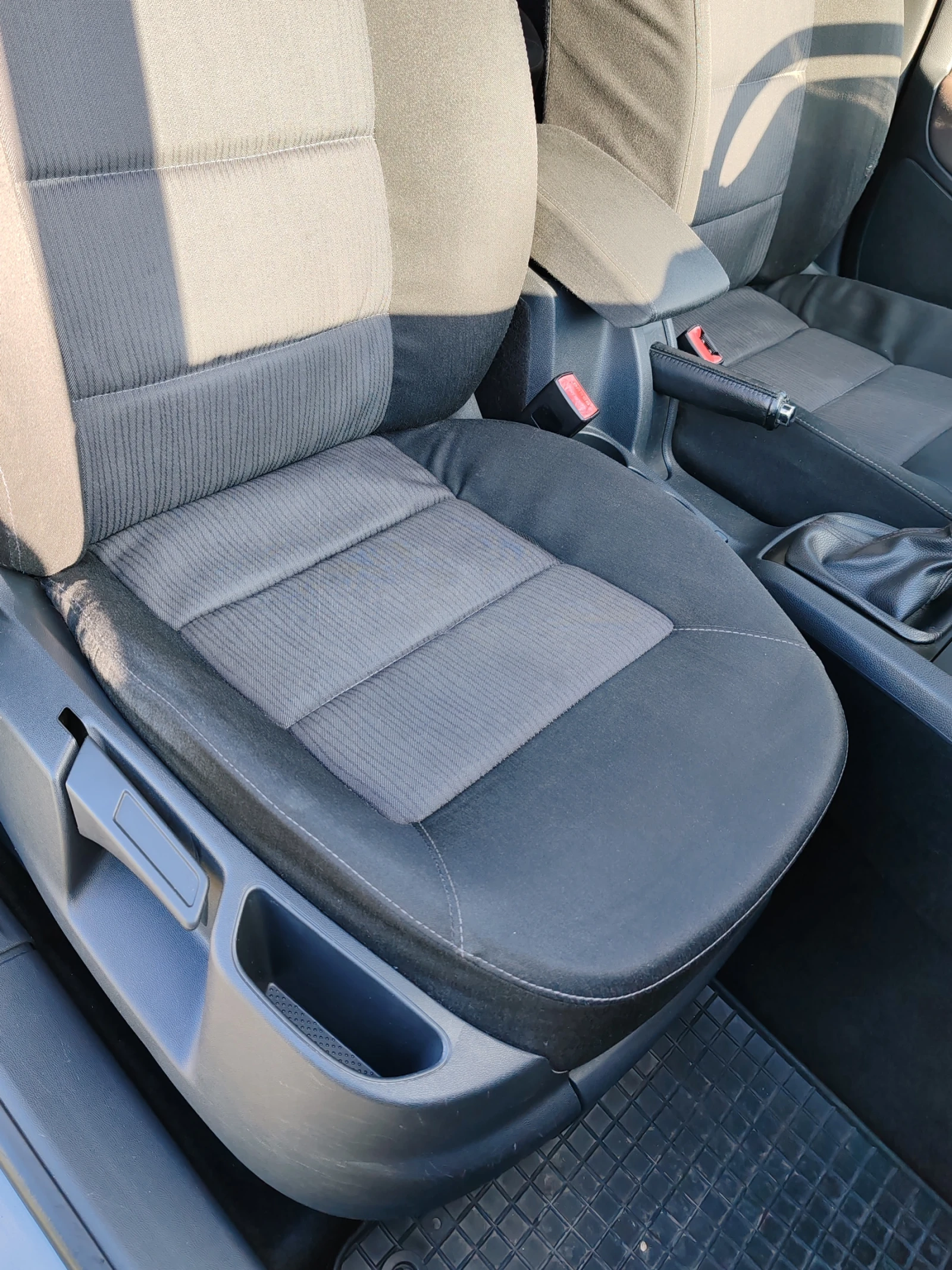 Skoda Octavia II, снимка 3 - Автомобили и джипове - 53846534