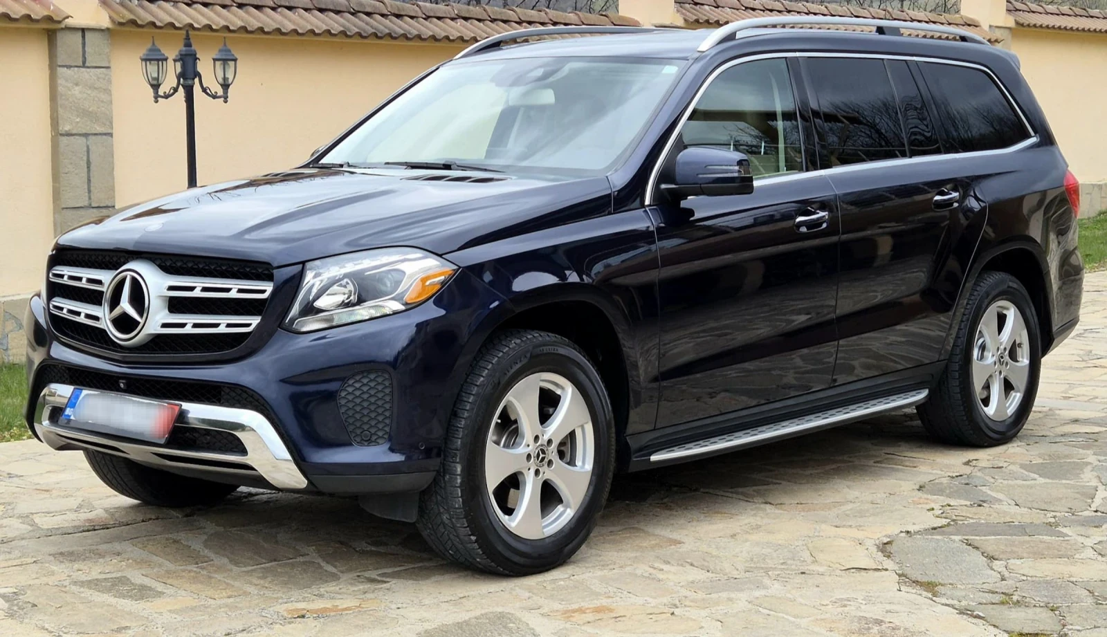 Mercedes-Benz GLS 450 4Matic* 6+ 1* 360* Harman/Kardon* Keyless* Distron, снимка 3 - Автомобили и джипове - 53906336
