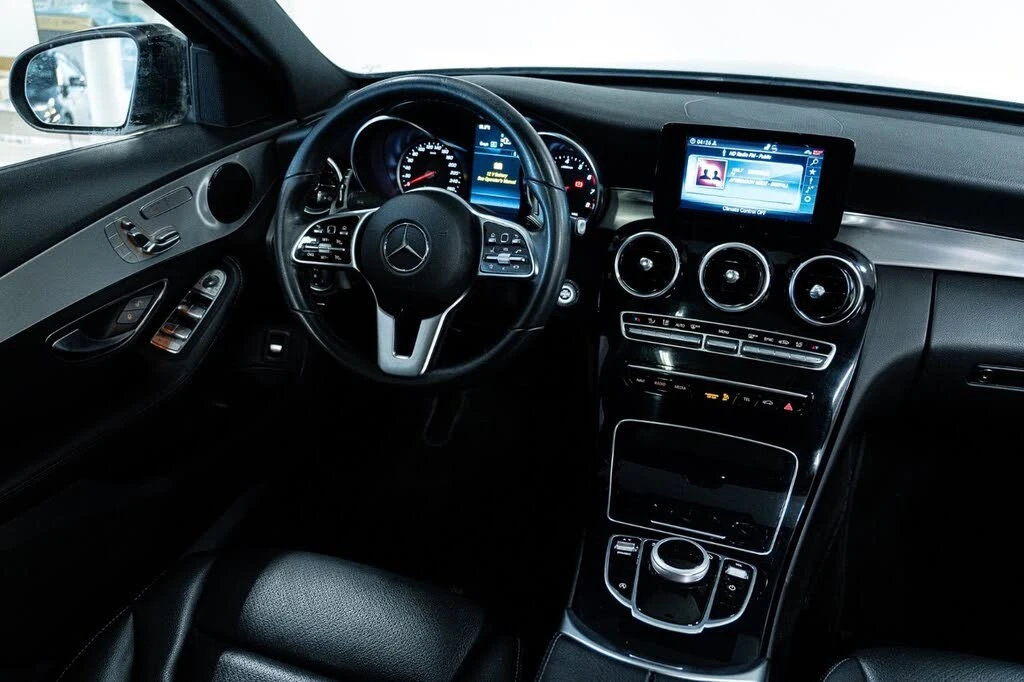 Mercedes-Benz C 300 * АвтоКредит * (ЦЕНА ДО БГ), снимка 10 - Автомобили и джипове - 54205407