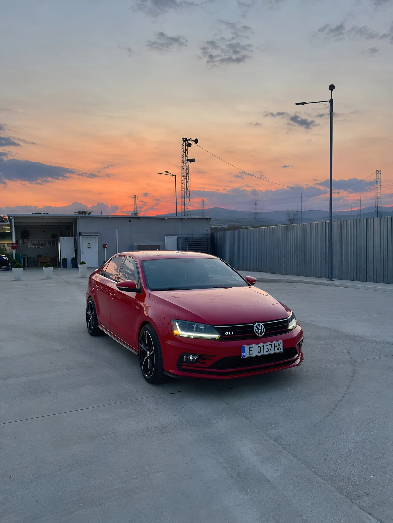 VW Jetta GLI 2.0TSI DSG* Шибедах* Камера* Обслужена* РеалКм