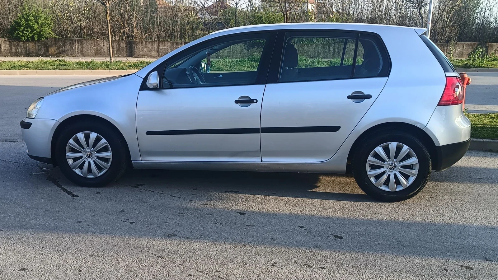VW Golf 1.9 TDI 90k.s , снимка 6 - Автомобили и джипове - 54502854
