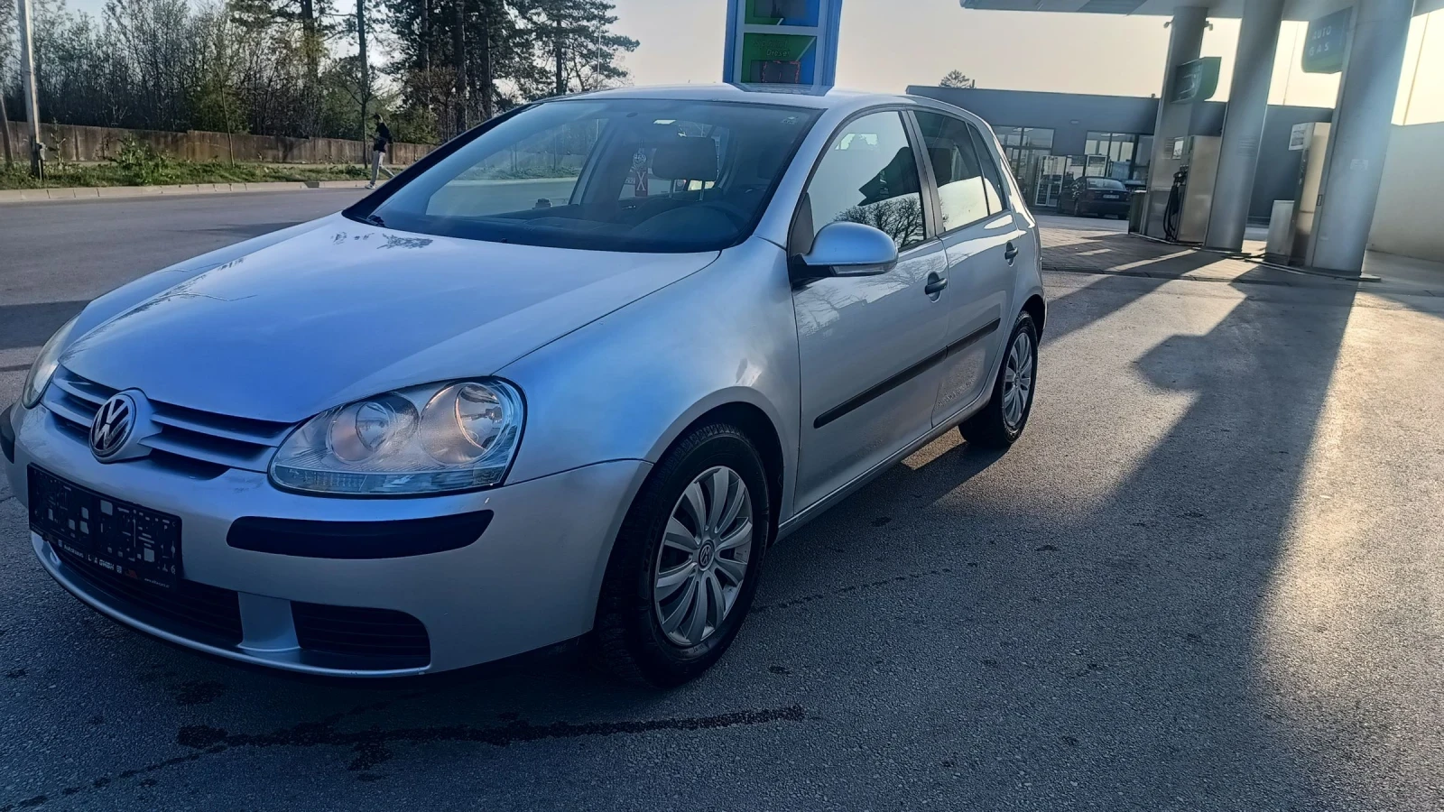 VW Golf 1.9 TDI 90k.s , снимка 7 - Автомобили и джипове - 54502854