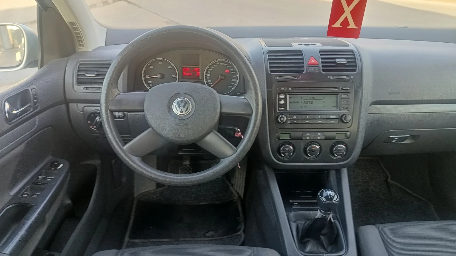 VW Golf 1.9 TDI 90k.s , снимка 13 - Автомобили и джипове - 54502854