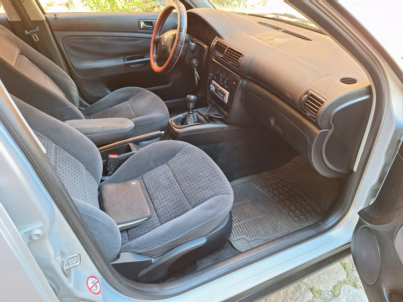 VW Passat 1.6 газ бензин климатик , снимка 11 - Автомобили и джипове - 54855749