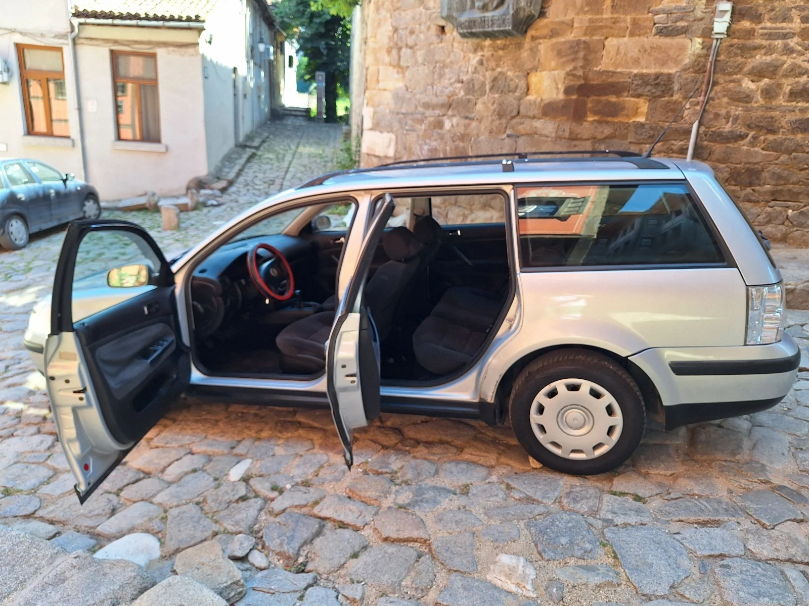 VW Passat 1.6 газ бензин климатик , снимка 8 - Автомобили и джипове - 54855749
