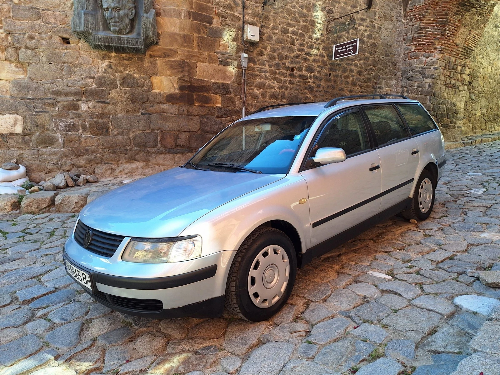VW Passat 1.6 газ бензин климатик , снимка 2 - Автомобили и джипове - 54855749
