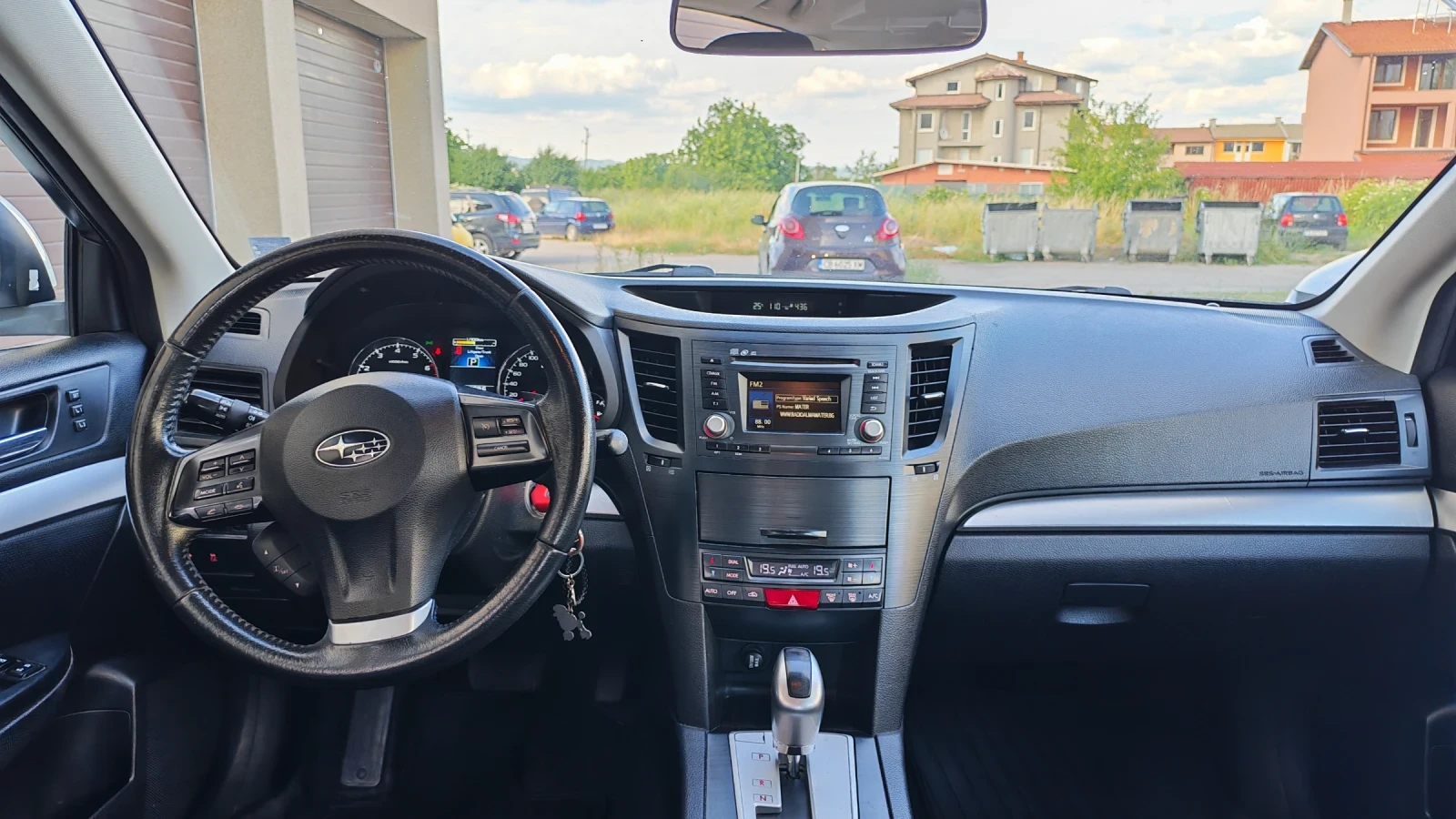 Subaru Outback 2.5i Bi-Fuel CVT, 173 к.с., Бяла перла, снимка 13 - Автомобили и джипове - 55224491