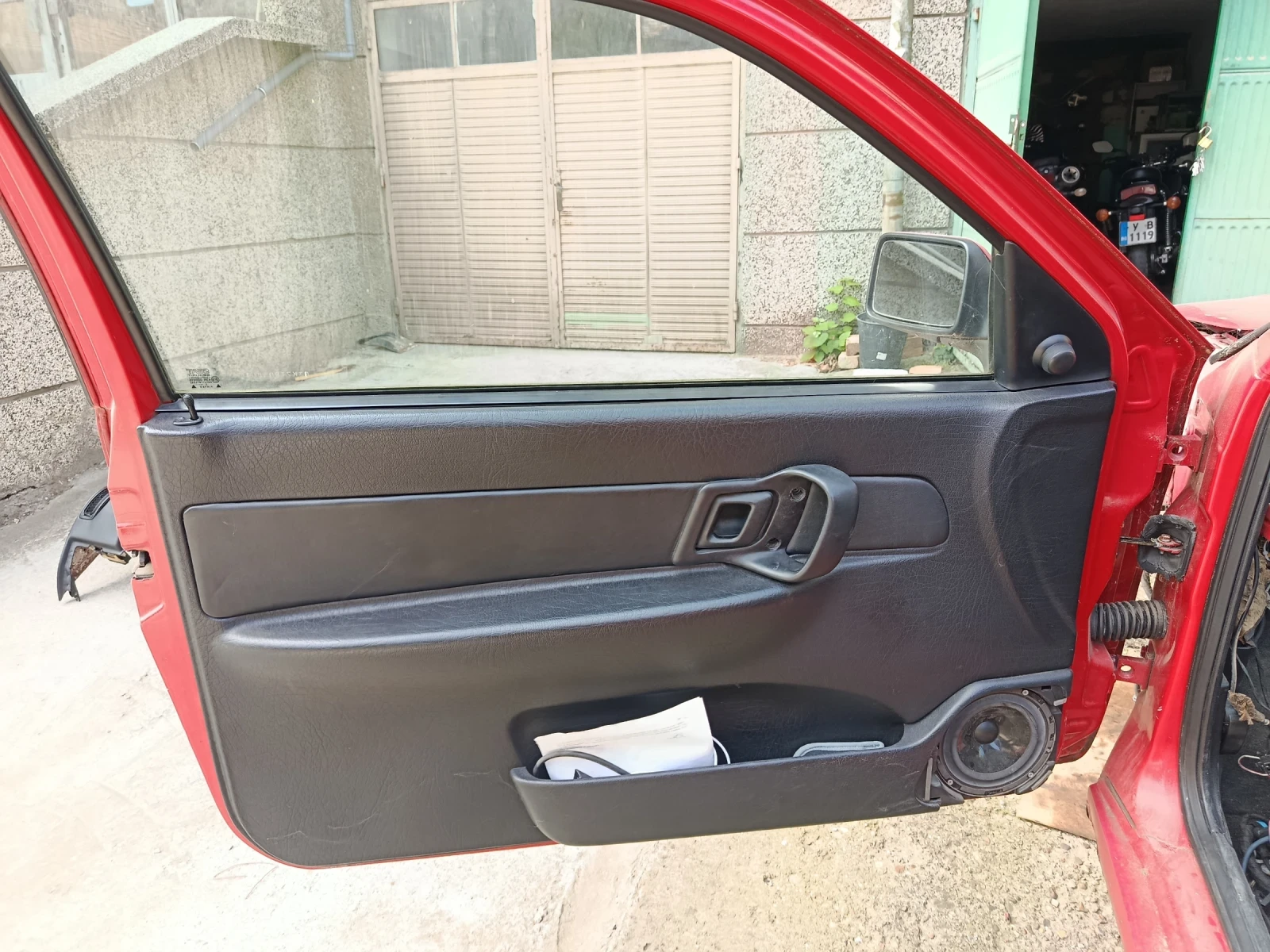 Seat Ibiza 1.8 16V ADL, снимка 8 - Автомобили и джипове - 55247624