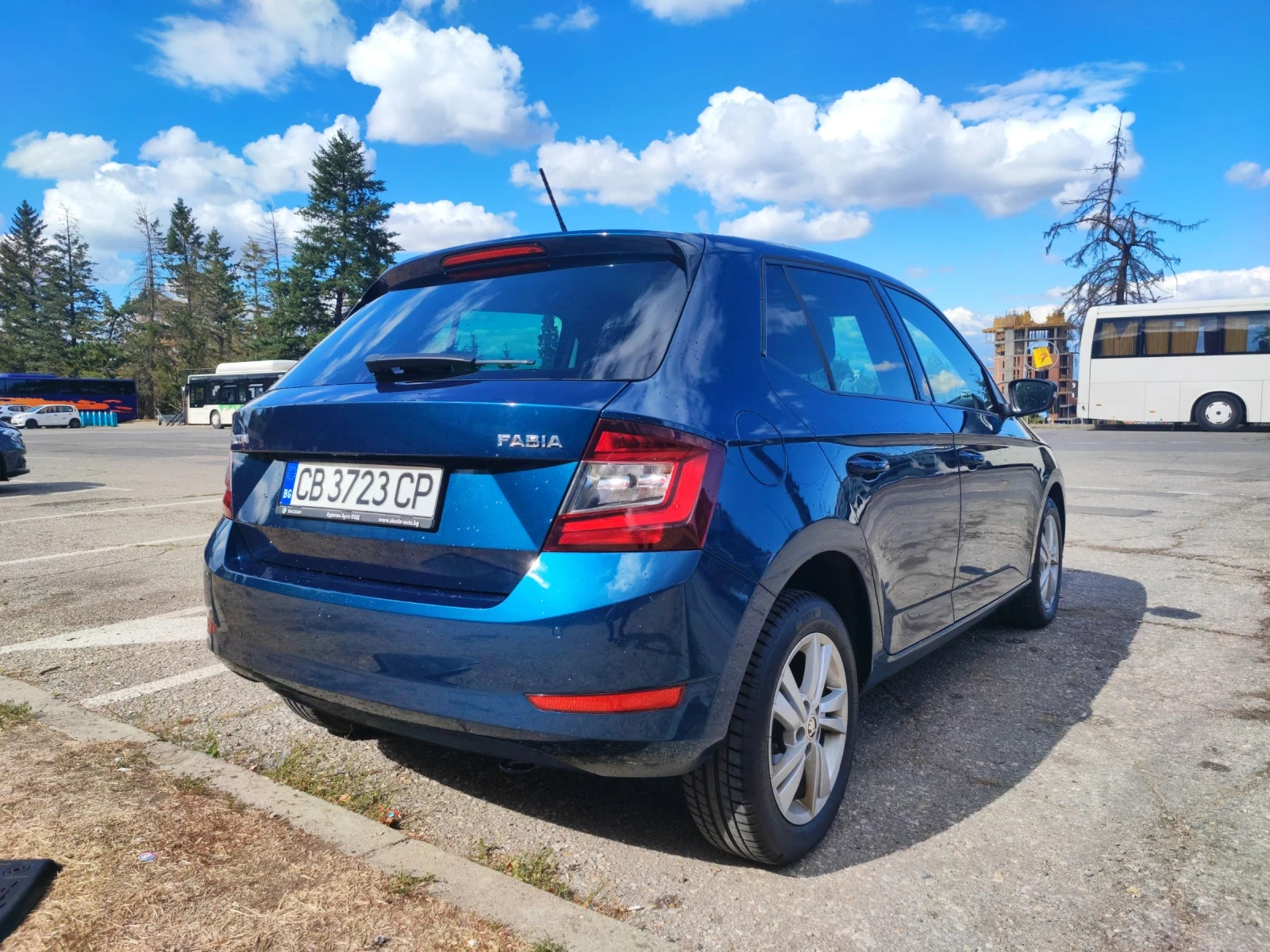 Skoda Fabia, снимка 5 - Автомобили и джипове - 56249007