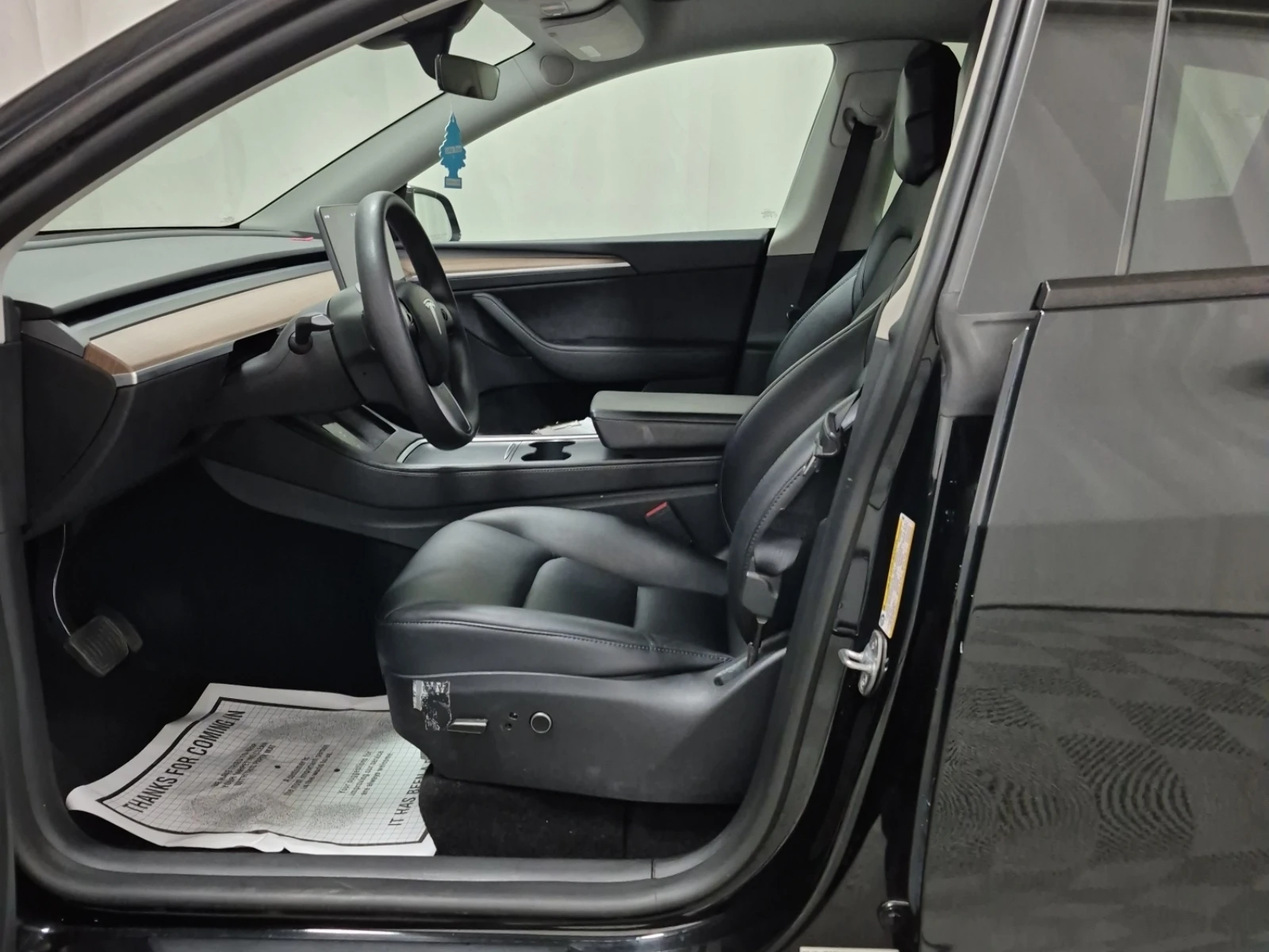 Tesla Model Y LONG RANGE, снимка 8 - Автомобили и джипове - 56716078